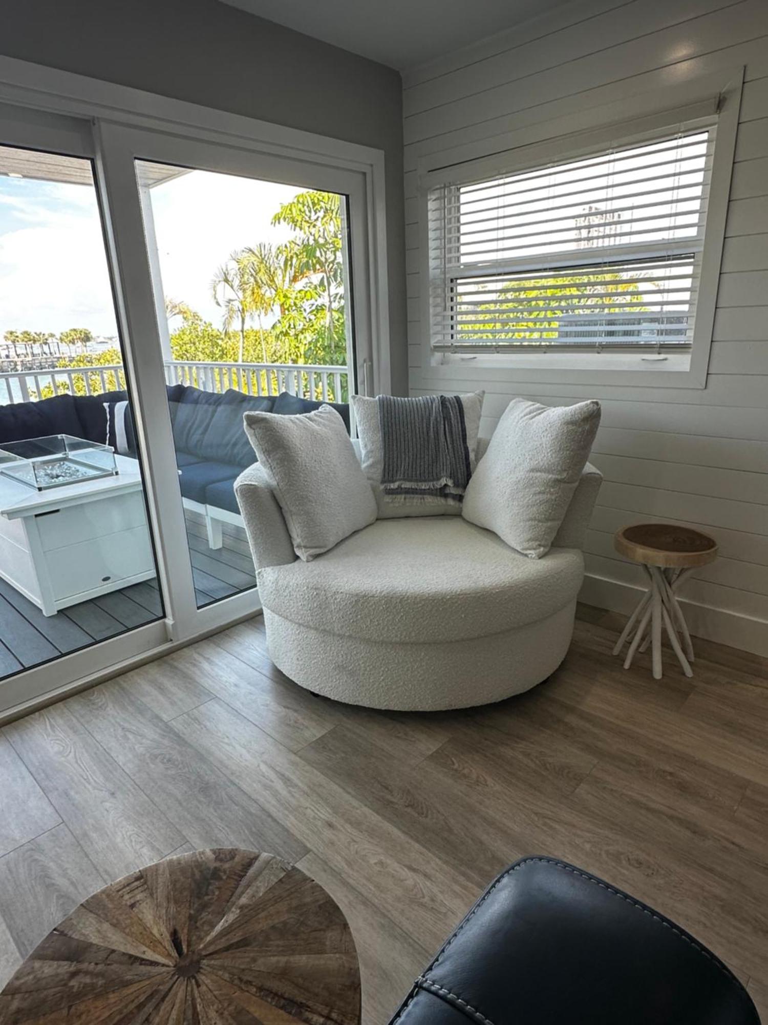 엥글우드 Chadwick Cove Marina 아파트 호텔 외부 사진